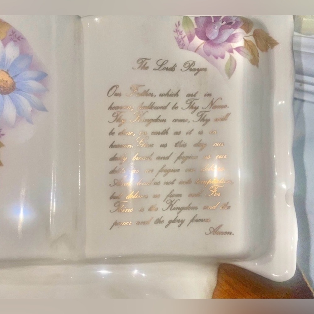 Vintage Ceramic Lord’s Prayer Open Book Figurine Floral Religious Decor - Picture 4 of 7